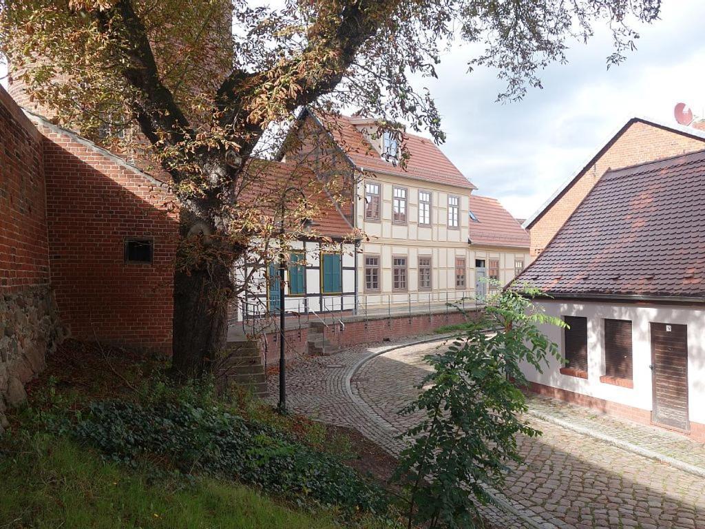 Schrot-Kontor Villa Tangermuende Exterior photo